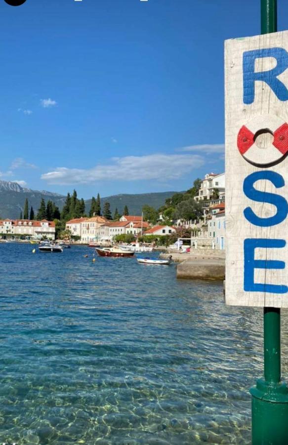 Villa Stella Rose لوستيكا المظهر الخارجي الصورة