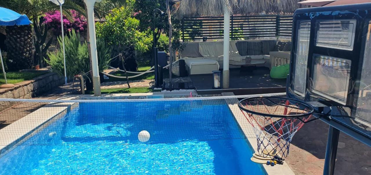 Villa Stella Rose لوستيكا المظهر الخارجي الصورة